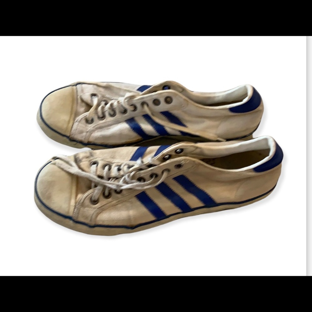 Vintage, well used Adidas sharp shooters, size 14, all original